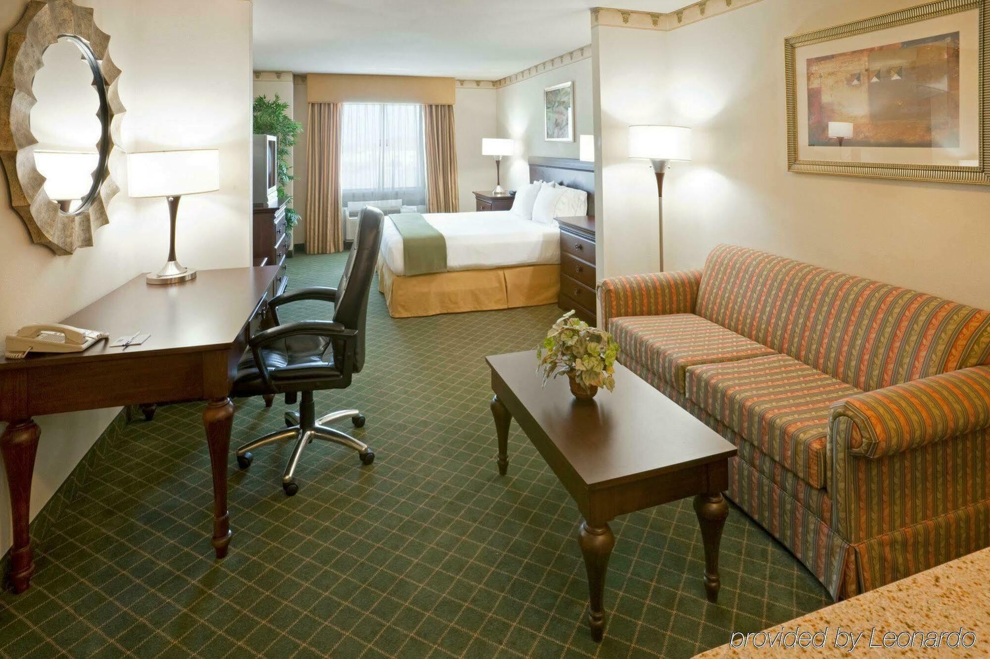 Holiday Inn Express & Suites - Pharr By Ihg Extérieur photo